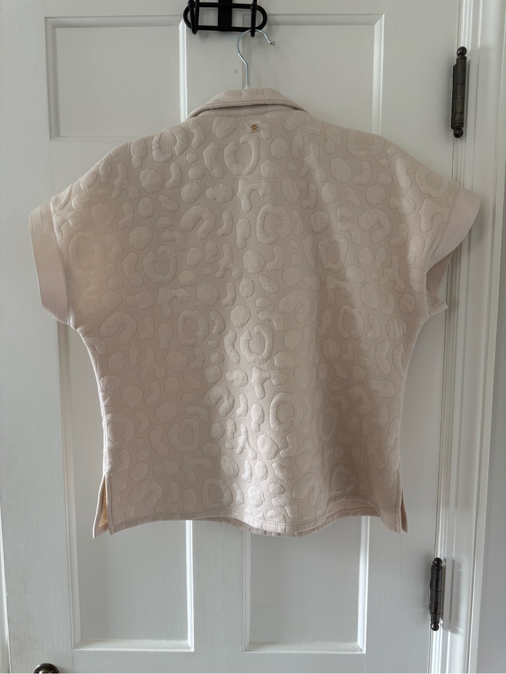Emily McCarthy pullover Short Sleeve Zip-Neck Top in cream off white, Sandstone - Picture 2 of 6